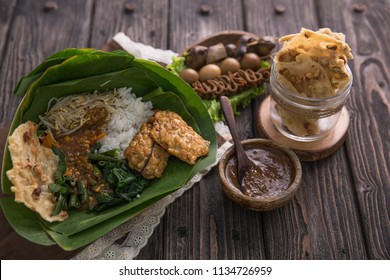 Pecel Pincuk Images Stock Photos Vectors Shutterstock