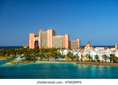 NASSAU, BAHAMAS - March 9. 2016: The Atlantis Paradise Island Resort, Located In The Bahamas . The Resort Cost $800 Million To Bring To Life The Myth And Legend Of The Lost City Of Atlantis.