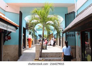 Nassau Bahamas May 27, 2022
Tourist Shopping And Restaurant Bars In Downtown Nassau.