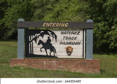 Natchez Trace Sign In Mississippi