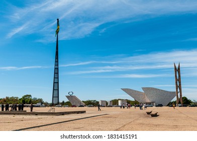 National Mast Of Brasília And Pantheon Of The Fatherland And Liberty - Memorial Tancredo Neves, Distrito Federal, Brazil On August 14, 2008. Flag Of Brazil.