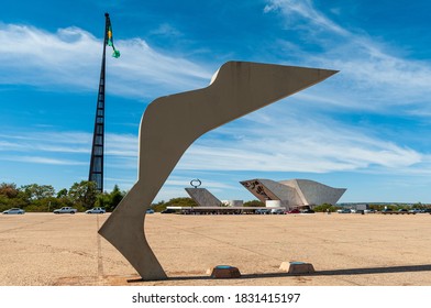 National Mast Of Brasília And Pantheon Of The Fatherland And Liberty - Memorial Tancredo Neves, Distrito Federal, Brazil On August 14, 2008. Flag Of Brazil.