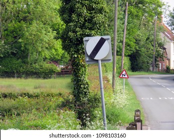 941 National speed limit Images, Stock Photos & Vectors | Shutterstock