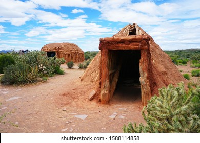 Native American House Of Hualapai Tribe In Grand Canyon