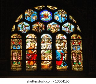 Imagenes Fotos De Stock Y Vectores Sobre Church Window