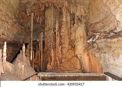 Natural Bridge Caverns In San Antonio, TX