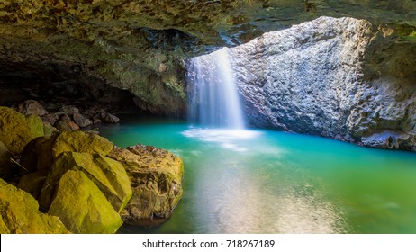 Natural Bridge Springbrook National Park