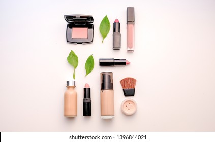 niet verwant universiteitsstudent Classificatie Bio makeup Images, Stock Photos & Vectors | Shutterstock