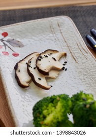 Natural Food, Sliced Fresh Shiitake Mushrooms
