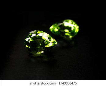 natural gemstone green sapphire, peridot pear shape cutting for gems jewellery fashion setting.