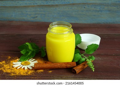 Natural Herbal Yellow Cream Salve Balm Made With Herb,beeswax,sheabutter,coconut Oil,petroleum Jelly