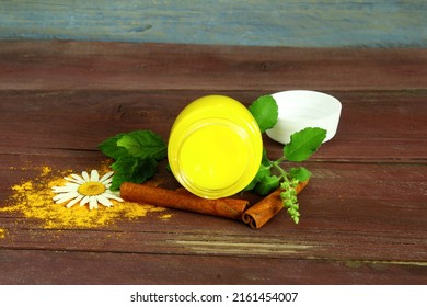 Natural Herbal Yellow Cream Salve Balm Made With Herb,beeswax,sheabutter,coconut Oil,petroleum Jelly