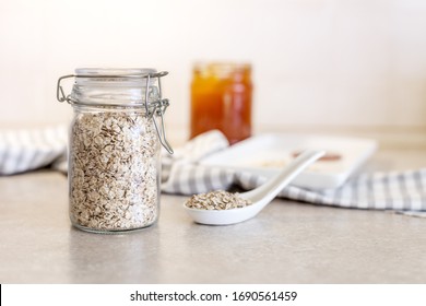 Oats Honey Face Mask Images Stock Photos Vectors Shutterstock