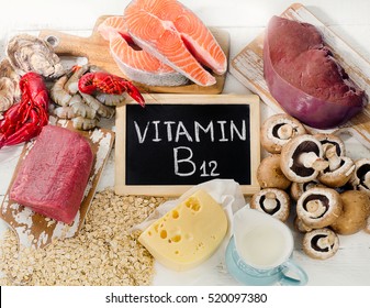 Sources naturelles de vitamine B12 (Cobalamine). Une alimentation saine. Vue supérieure