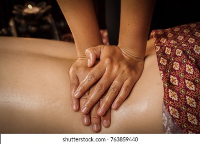 Natural Thai Massage In Spa