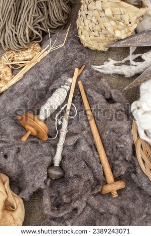 natural wool. spin thread tools
