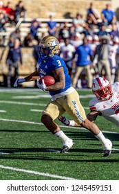 NCAA Football SMU Vs Tulsa, Tulsa, USA - 24 Nov 2018: Running Back Shamari Brooks (3) Runs The Ball.