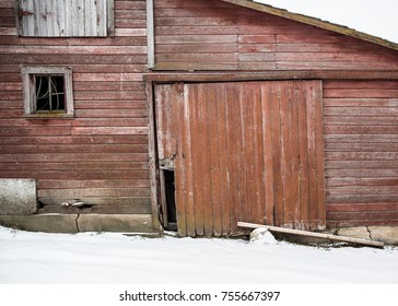 Nebraska Winter Barn