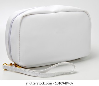 necessaire bag for miscellaneous use, bathroom, travel, toilet, hotel, school supplies