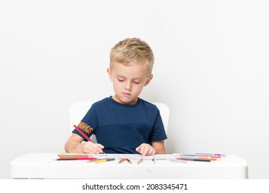 2,370 Child playing with metal work Images, Stock Photos & Vectors ...