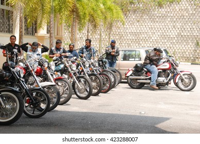 Negeri Sembilan, Malaysia - May,2015: Hundreds Of Motorcyclists Are Join A Charity Convoy At Jelebu, Negeri Sembilan. Organised By Local Bikers Club To Collect Some Money For Help Orphan House