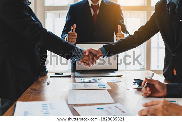 Negotiating a business deal. Concept of\
dispute resolution and\
mediation.