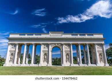 Neoclassical Colonnade in a deep blue sky - Collonade 