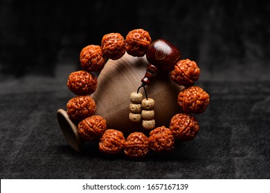 A Nepalese Vajrayana Bodhi Bracelet