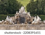 Neptunbrunnen in Schloss Schönbrunn, Vienna, Austria