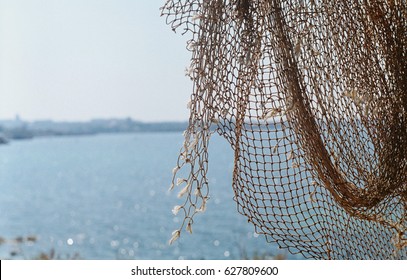 Net by the sea