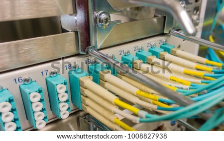 Network cable on a network HUB