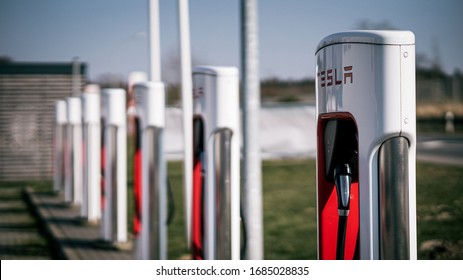 Neu Wulmstorf, Niedersachsen/Germany - 03/27/2020: Tesla Supercharger V3