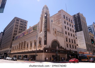 The New Apple Tower Theater Flagship Retail Store On Broadway Theater District In Downtown Los Angeles, Thursday, June 24. 2021. 