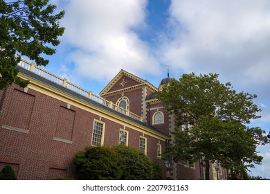 New Bedford Whaling Museum  Historical Buildings District Park