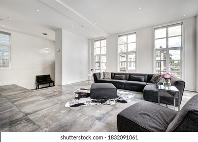 New Big Luxury Staged And Furnished House In Montreal With Swimming Pool, BBQ And Backyard