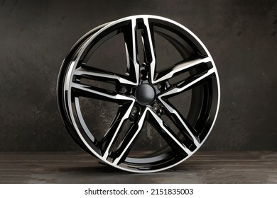 135 Gloss black alloy wheels Images, Stock Photos & Vectors | Shutterstock