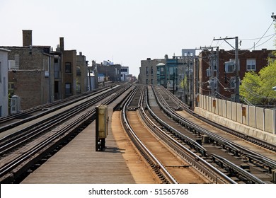 New construction on elevated train tracks on the Red Line in Chicago