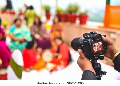 Indian Wedding Photographers Images Stock Photos Vectors Shutterstock