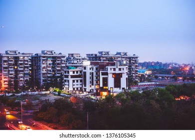 New Delhi, Delhi, India 03/30/2016 Masters In Business Institute Long Exposure Picture With Traffic On The Road