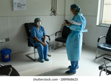 New Delhi, India. 08 January 2021. Health Officials And Volunteer Take Part In Dry Run Or A Mock Drill For The Coronavirus (COVID-19) Vaccine Delivery, At A Hospital. 