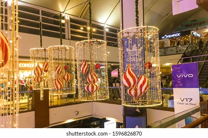 NEW DELHI, INDIA - DECEMBER 21, 2019: Indian People And Foreigner Travelers Walking And Shopping In Select City Walk Mall During Christmas Eve  Saket In New Delhi, India