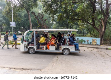 351 Zoo New Delhi Images, Stock Photos & Vectors 