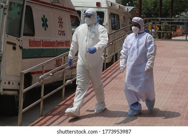 New Delhi, India, July 11, 2020: Covid19 Spread In Delhi, A Health Worker With Wearing Ppe Kit Walk At City Hospital In Delhi, India, 