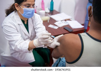 New Delhi, India, March 3 2021: Senior Citizen Gets A Vaccine Shot During The Second Phase Of Covid-19 Vaccination Drive For People Over 60 Year Old Or Those Aged Between 45-59 Who Have Comorbidities