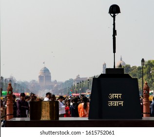 "New Delhi, India - March 7th 2019: The fire at at the Amar jawan jyoti keeps burning at the India Gate, New Delhi".