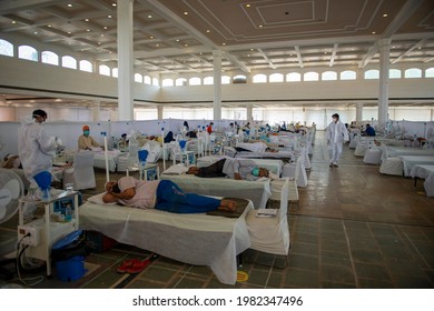 New Delhi, India- May 26 2021: Patient Taking Health Benefits At Sri Guru Tegh Bahadar Covid-19 Medical Isolation And Treatment Centre, At Gurdwara Rakab Ganj Sahib, New Delhi. 