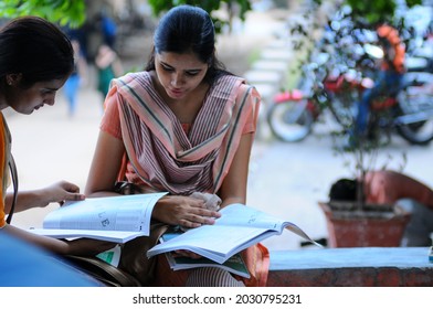 New Delhi, India-Sep 1 2019: Students Looking Into Prospectus For Admission In Indira Gandhi National Open University , Central Open Learning University Located At Maidan Garhi, New Delhi, India