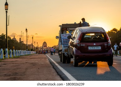 New Delhi/India - Aug 24 2020 : Delhi Traffic Police Towing Vehicle At Rajpath On Work 