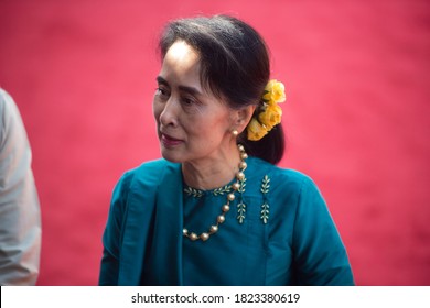 New Delhi/India - October 18 2016 : Myanmar State Counsellor Aung San Suu Kyi Talking to Media Person during the ceremonial reception 