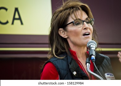 NEW EGYPT, NEW JERSEY/USA  OCTOBER 12: Former Alaska Governor And Political Superstar Sarah Palin At The Tea Party Rally For Steve Lonegan On October 12 2013 In New Egypt New Jersey.